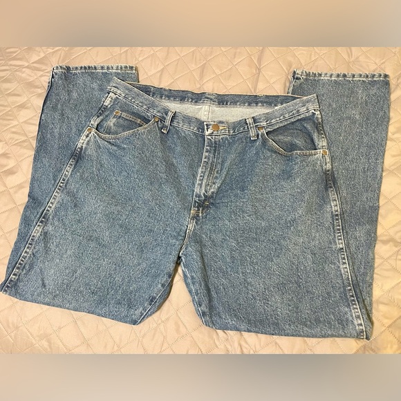 Men's Wrangler Regular Fit Jeans 40 X 32 Blue Denim Pants Straight Western - Picture 5 of 9